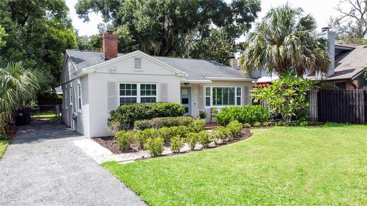 Property Photo: 1118 Poinsettia Ave FL 32804