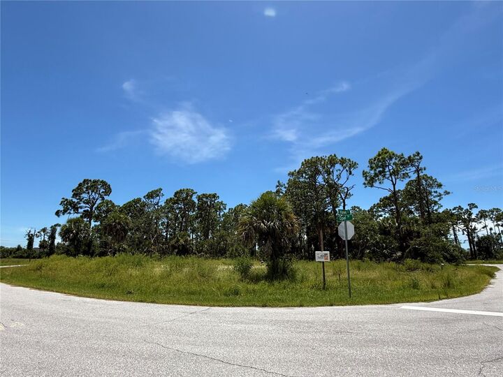 Property Photo:  109 Hawk Drive  FL 33947 