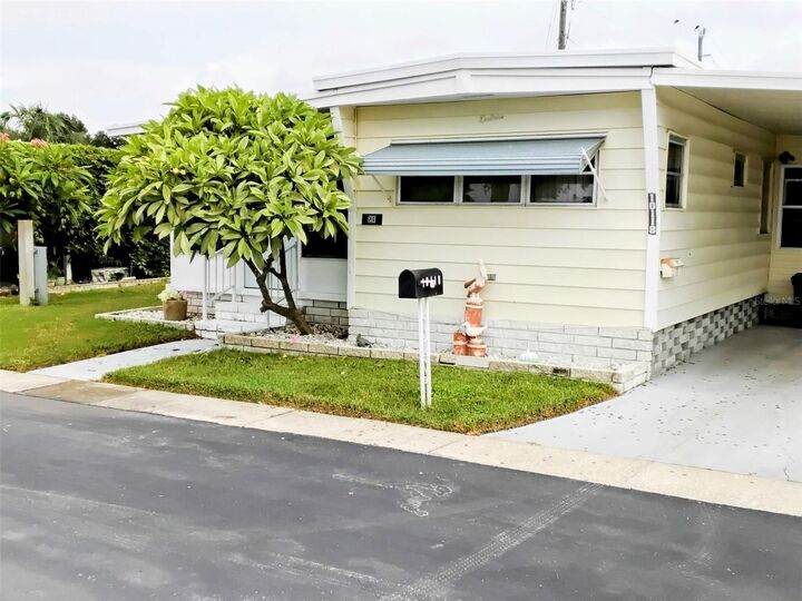 Property Photo: 10118 N Lake Drive 30 FL 33773