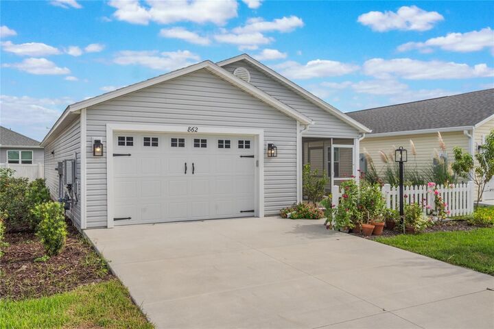 862 Spring Avenue  The Villages FL 34762 photo