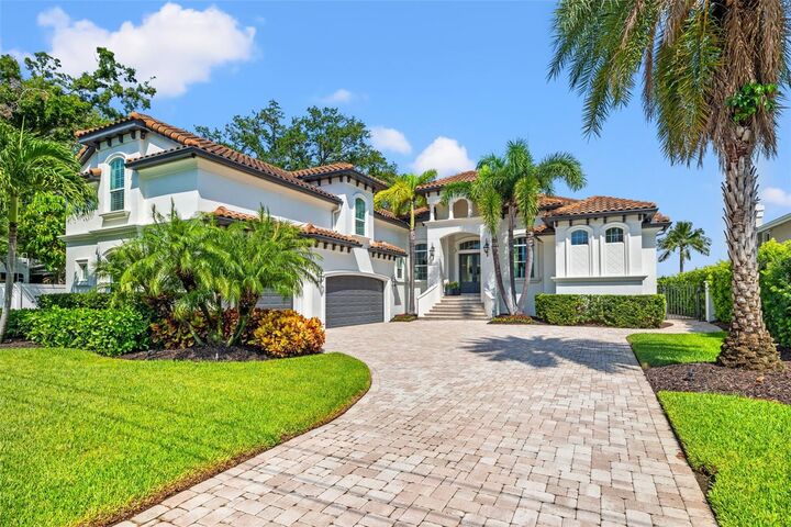 1210 Monterey Boulevard NE  St Petersburg FL 33704 photo