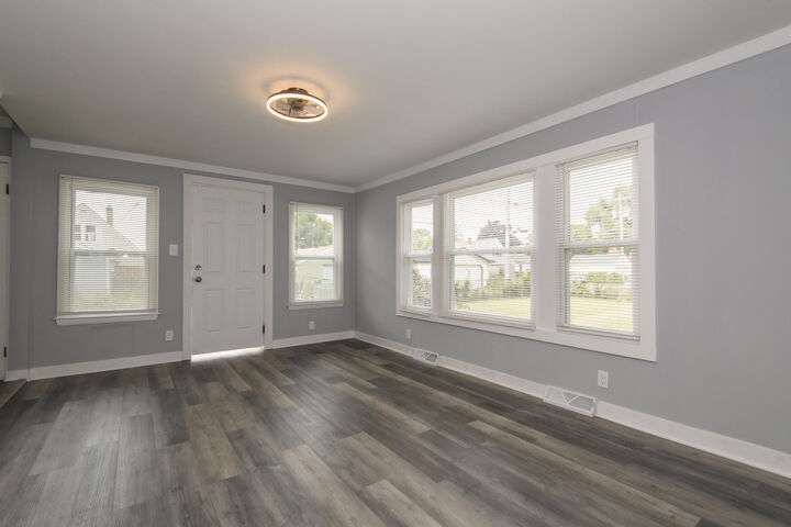 Property Photo: 4825 N 39 St WI 53209