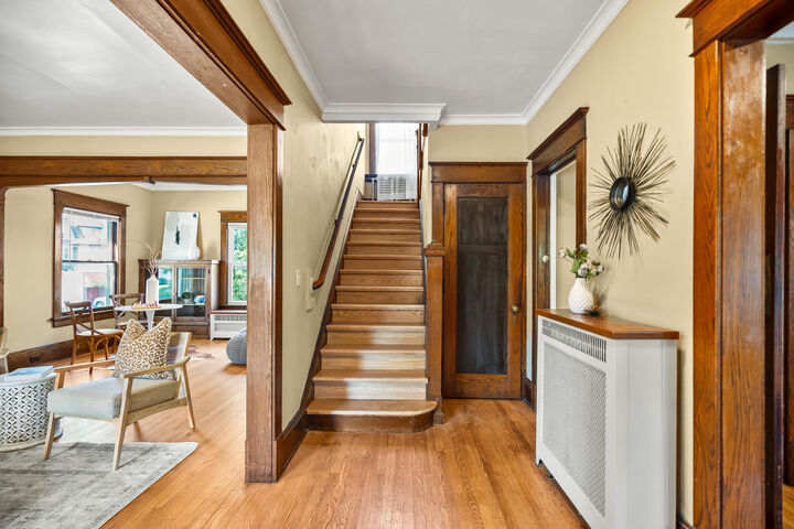 Property Photo: 3003 N Farwell Ave WI 53211