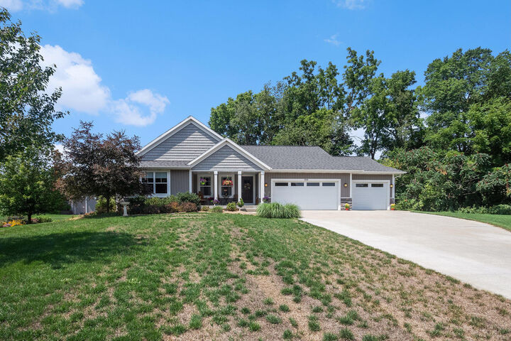 Property Photo:  3560 Woodfield Court  MI 49419 