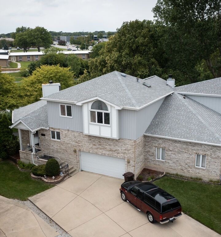 6954 Kingston Court  Tinley Park IL 60477 photo