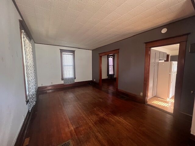 Property Photo: 318 W Webster Street IL 61727