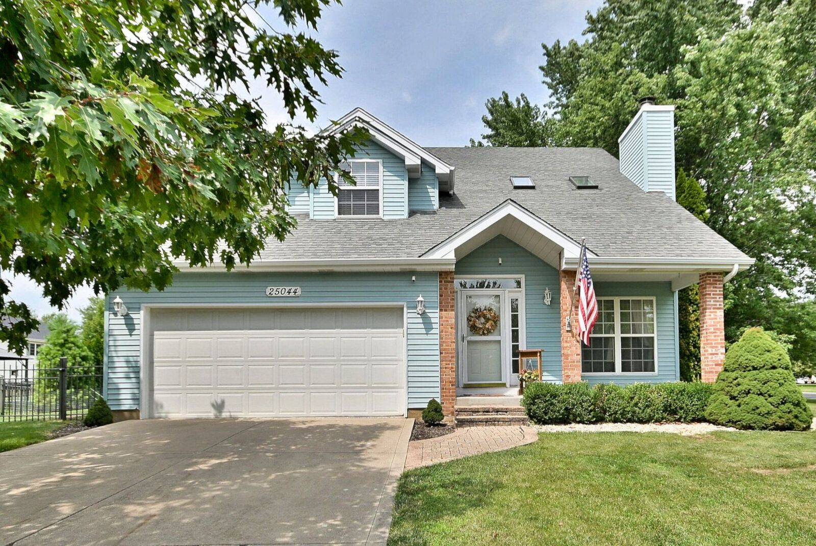 Property Photo:  25044 Ambrose Road  IL 60585 