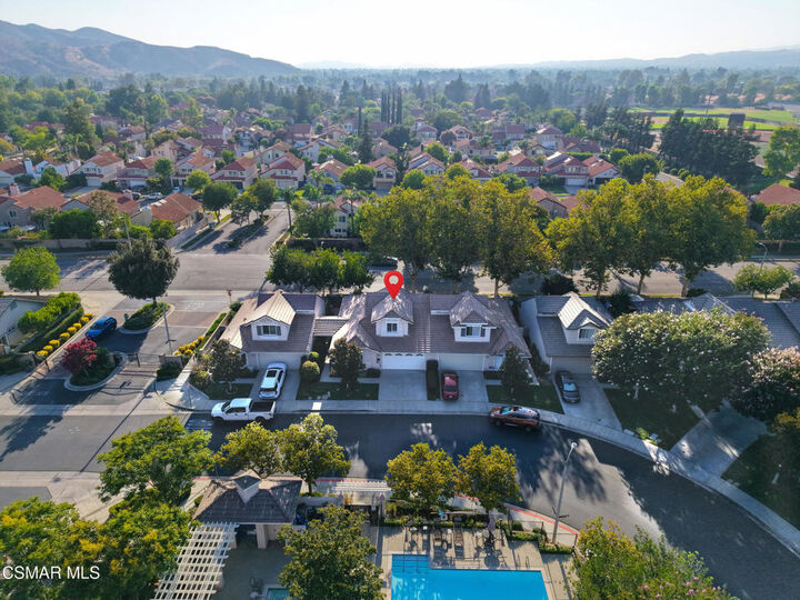 Property Photo:  2059 Tulip Avenue  CA 93063 