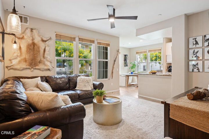 Property Photo:  5568 Brubeck Street  CA 93003 