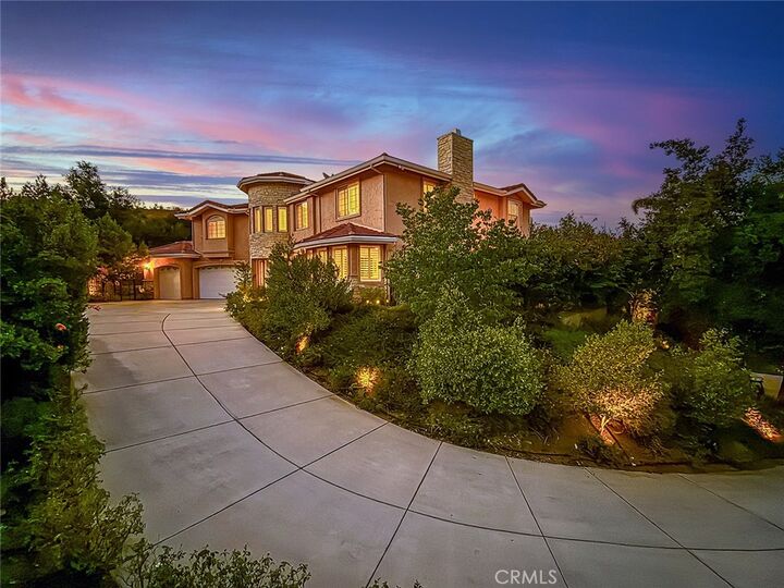 Property Photo:  2775 Edgeview Court  CA 91320 