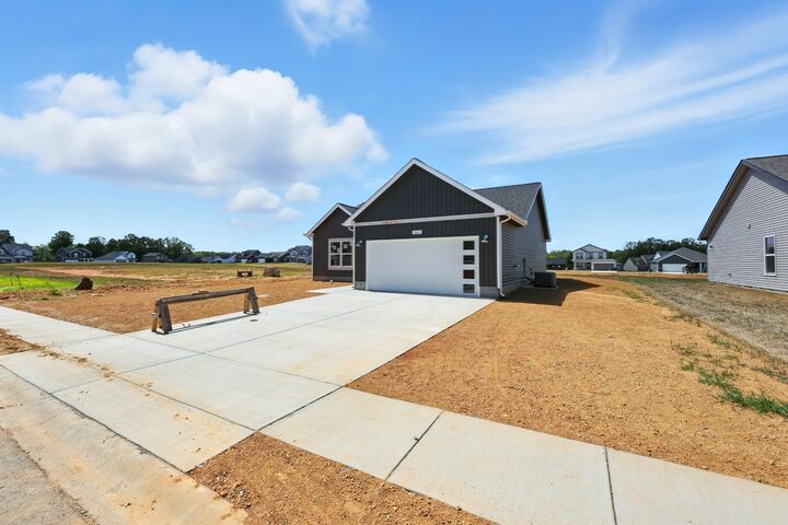 Property Photo:  362 Galway Dr  TN 37042 