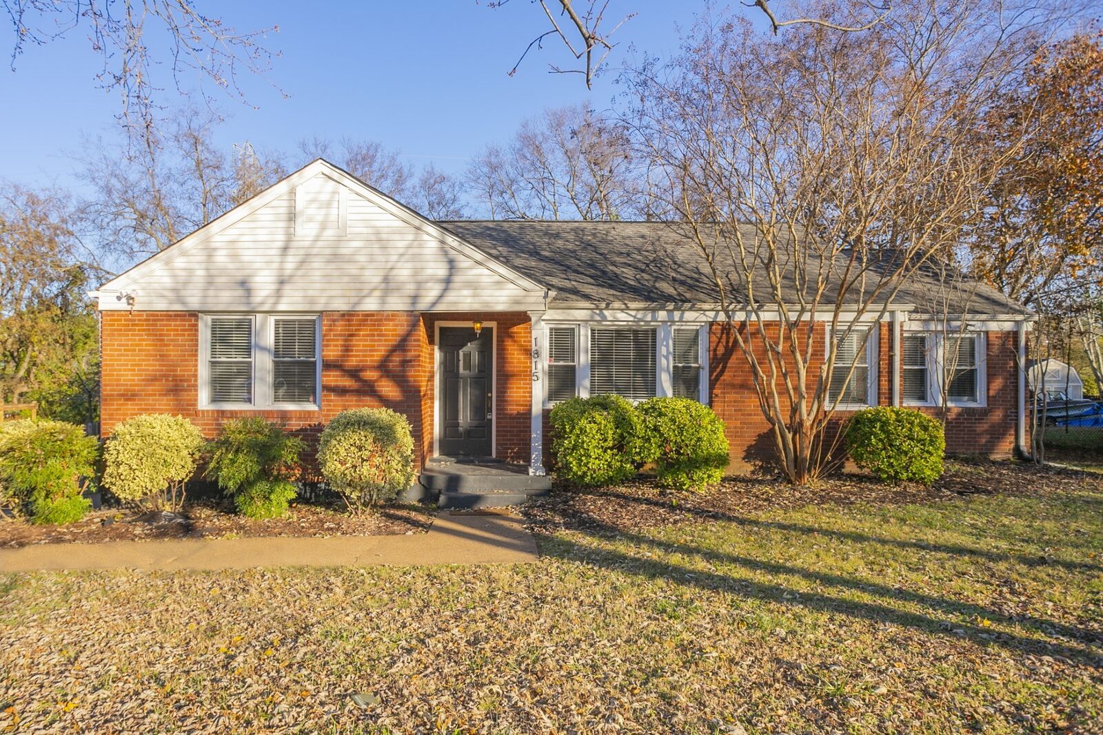 Property Photo: 1815 Tammany Dr TN 37216