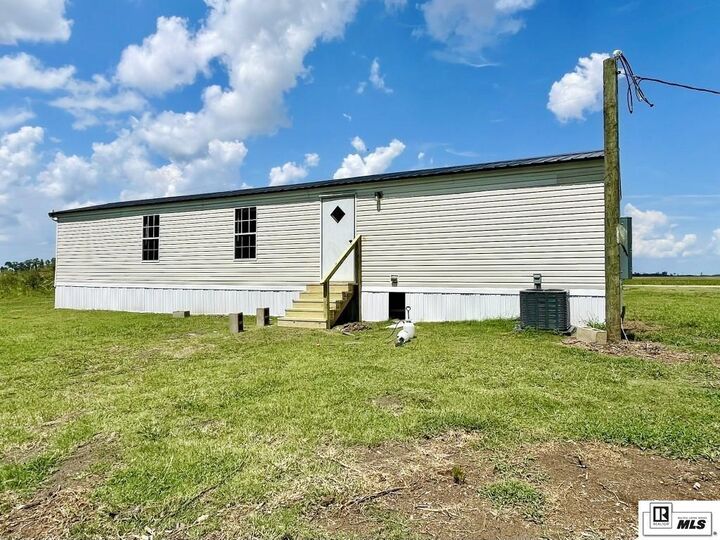 Property Photo:  1007 E Bear Lake Road  LA 71282 