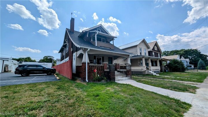 Property Photo: 434 Center Street OH 44004