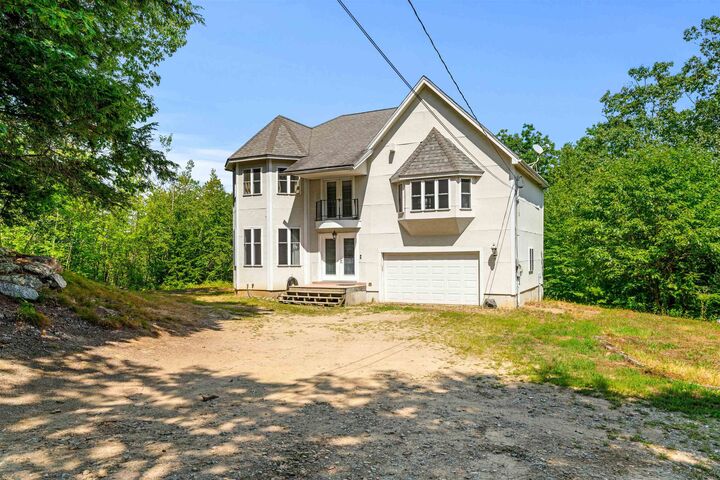 Property Photo:  106 Rangeway Road  NH 03046 