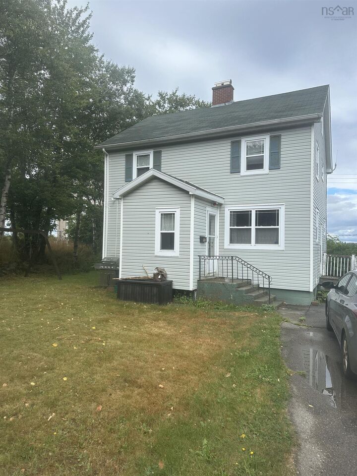 Property Photo:  495 Kings Road  NS B1S 1B7 