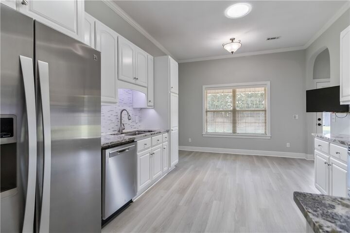 Property Photo:  536 N Fox Meadows Lane  AR 72704 