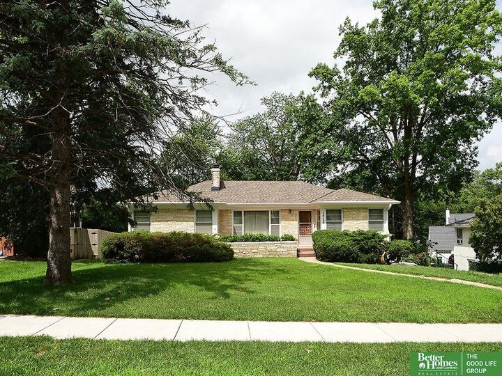 3326 N 48 Street  Omaha NE 68104 photo