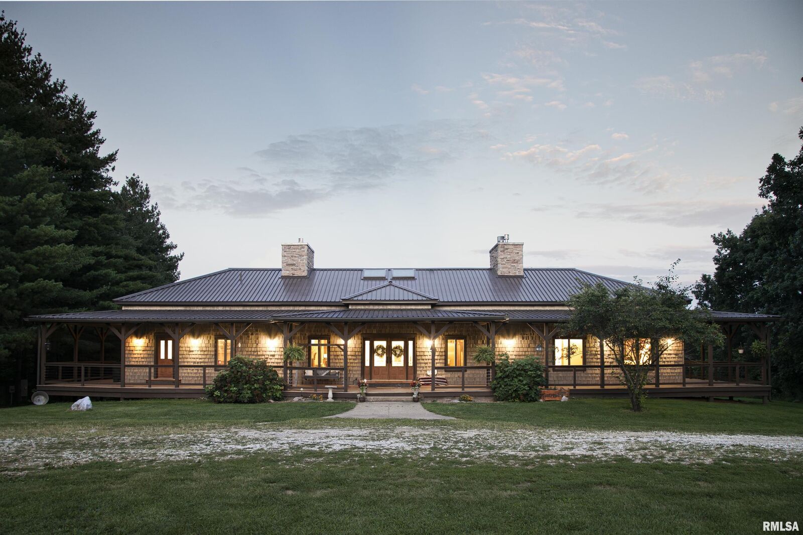 Property Photo: 18996 Smysor Road IL 61477