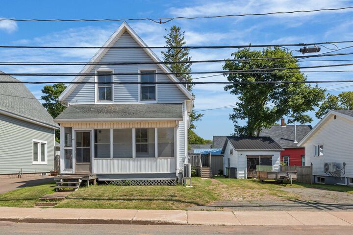 47 Spring Street  Summerside PE C1N 3E3 photo