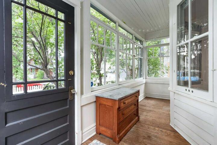 Property Photo: 515 8 Street NE AB T2E 4H1