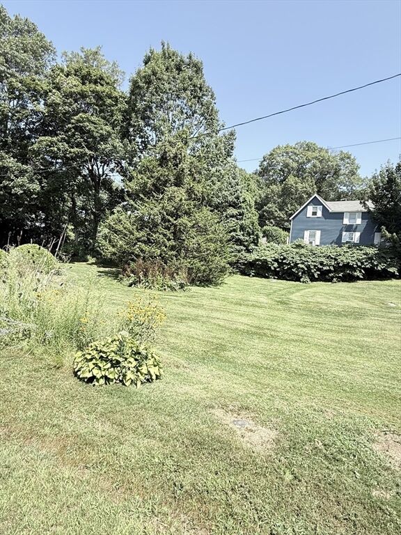 Property Photo:  9 Cross St  MA 02021 