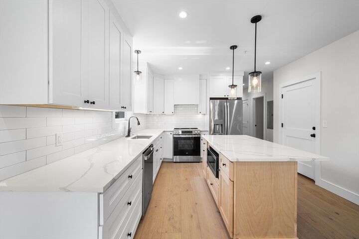 Property Photo:  3 Franklin St 3  MA 02145 