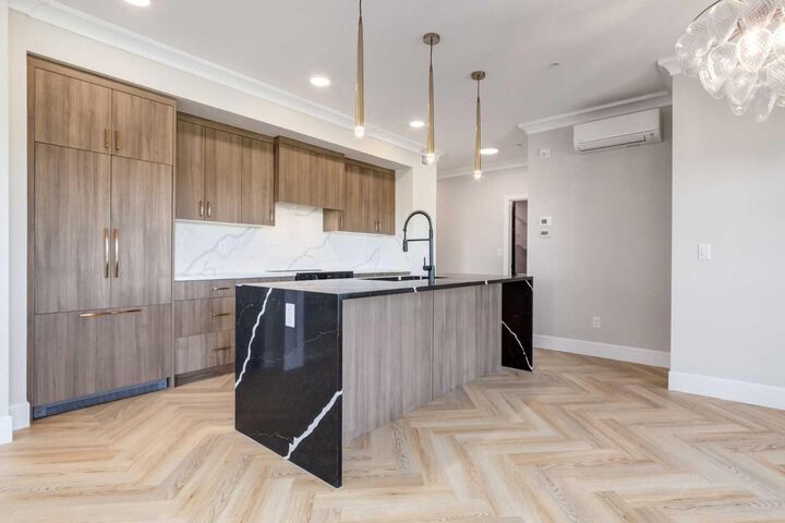 Property Photo: 330 Dieppe Drive SW 302 AB T3E 2L4