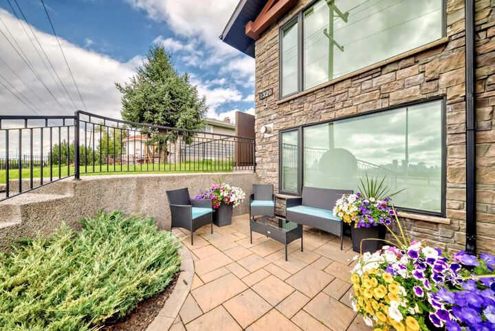 Photo de la propriété: 1320 24 Street SE AB T2A 0W9