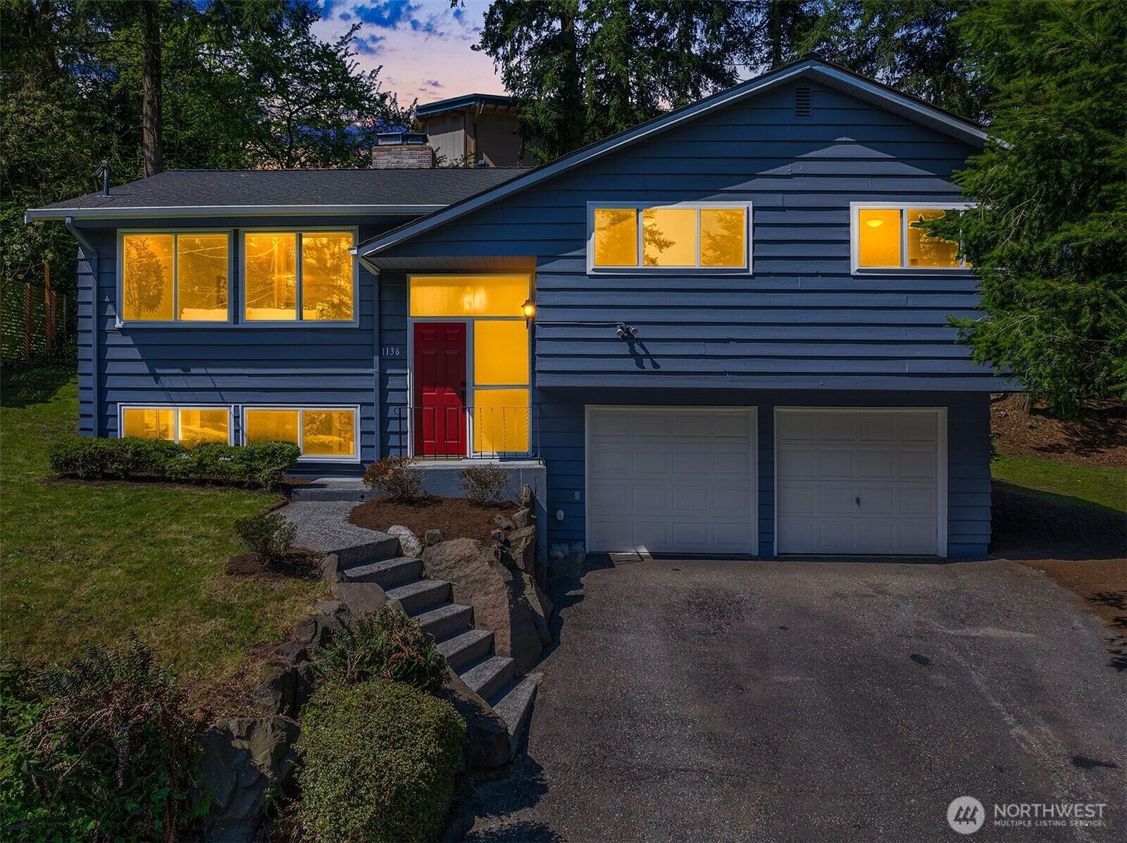 Property Photo:  1136 N 146th Place  WA 98133 