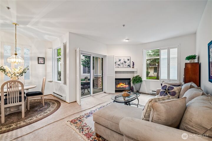 Property Photo:  23325  59th Place S 16-1  WA 98032 