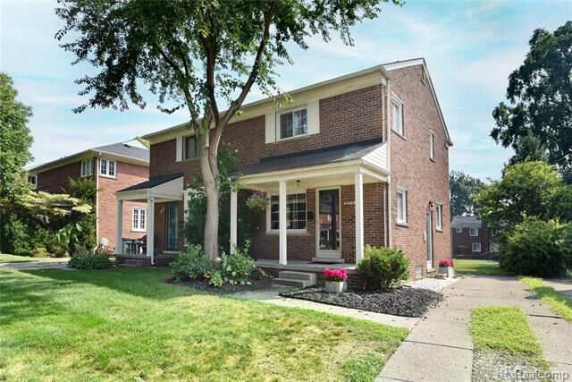 Property Photo: 2714 Glenview Avenue MI 48073