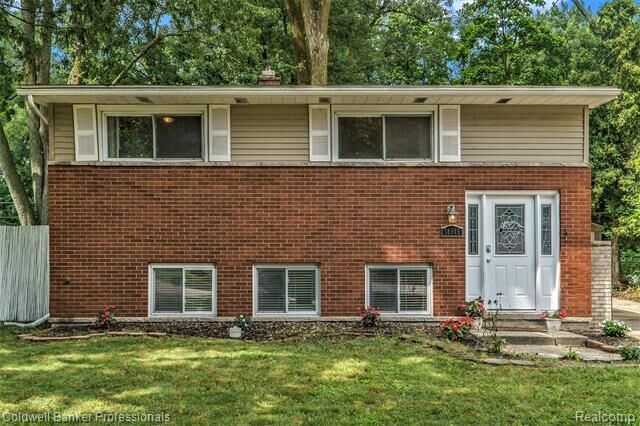 Property Photo: 18945 Brentwood Street MI 48152