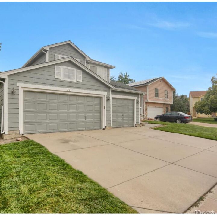 Property Photo:  2231 S Yampa Court  CO 80013 