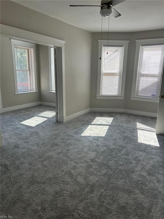 Property Photo:  131 Hough Ave 3  VA 23523