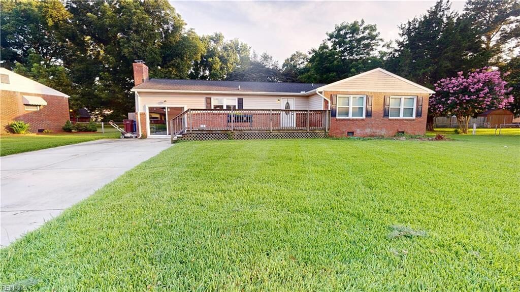 Property Photo: 117 Capital Ave VA 23324