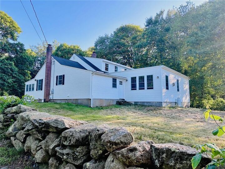 Property Photo:  125 Dexter Lane  RI 02857 