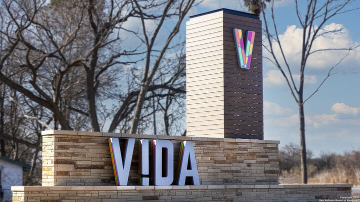 Property Photo: 10826 Twyla Road TX 78224