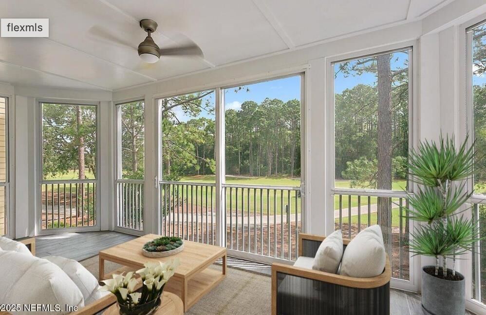 Property Photo:  335 N Shore Cir  FL 32092 
