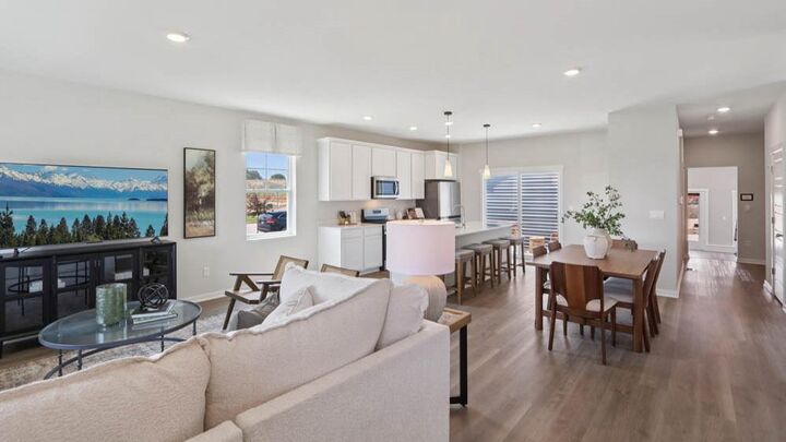 Property Photo:  427 Oak Opening Drive  WI 53589 