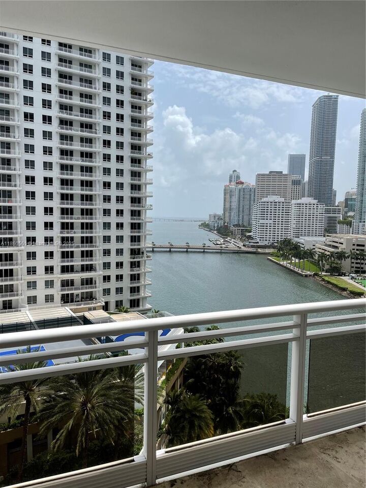 Property Photo: 901 Brickell Key Blvd 1103 FL 33131