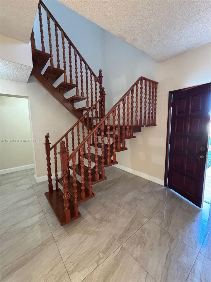 Property Photo:  2812 SW 115th Ave 0  FL 33165 