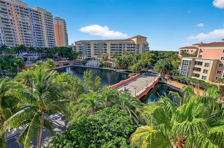 Property Photo:  715 Crandon Blvd Ph-5  FL 33149 