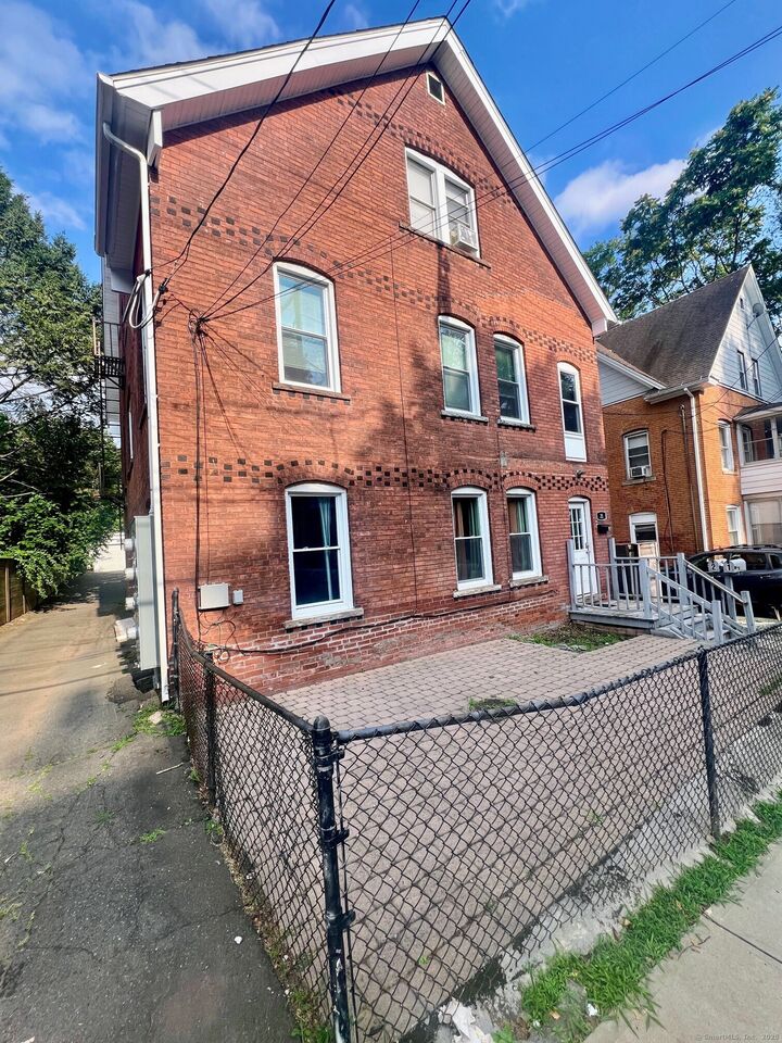 Property Photo: 21 Tremont Street CT 06051