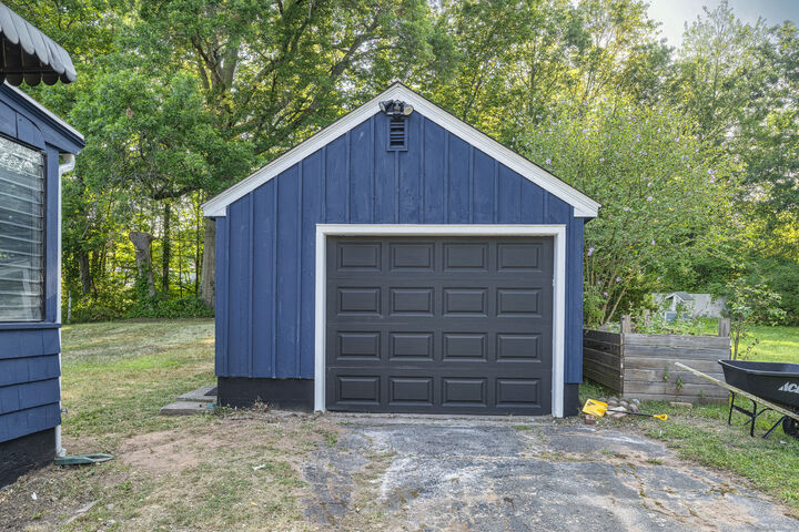 Property Photo: 56 Jefferson Avenue CT 06457