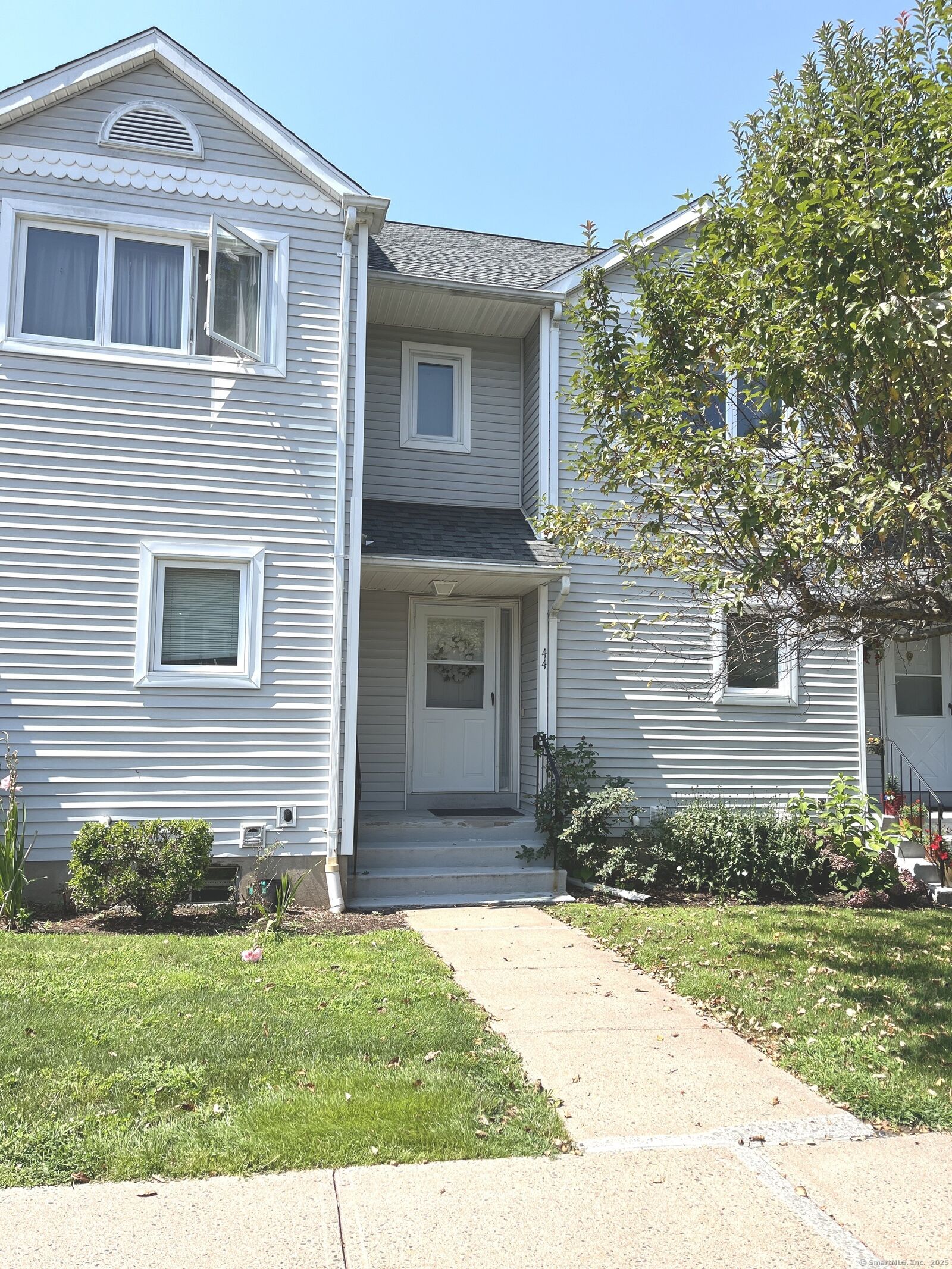 Property Photo:  44 Oak Ridge Drive 44  CT 06096 