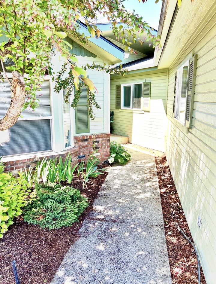 Property Photo:  4446 S Sunny Creeek Cir  WA 99224 