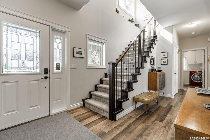 Property Photo:  218 Fleming Crescent  SK S7W 0E7 
