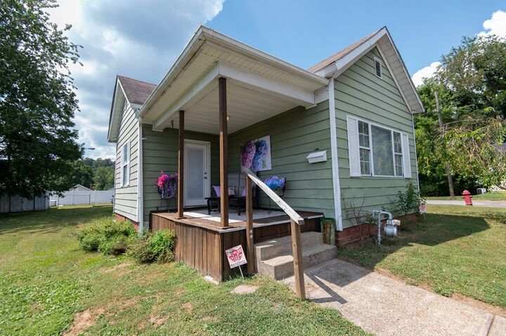 Property Photo:  1235 Mayo St  OH 45662 