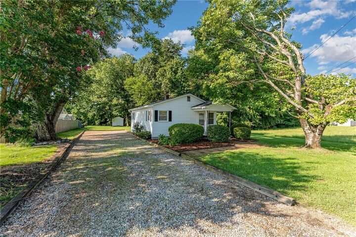 Property Photo:  544 Edgewood Street  NC 27284 